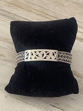 Lois Hill Sterling Silver Thai Weave Toggle Bracelet 6.75”
